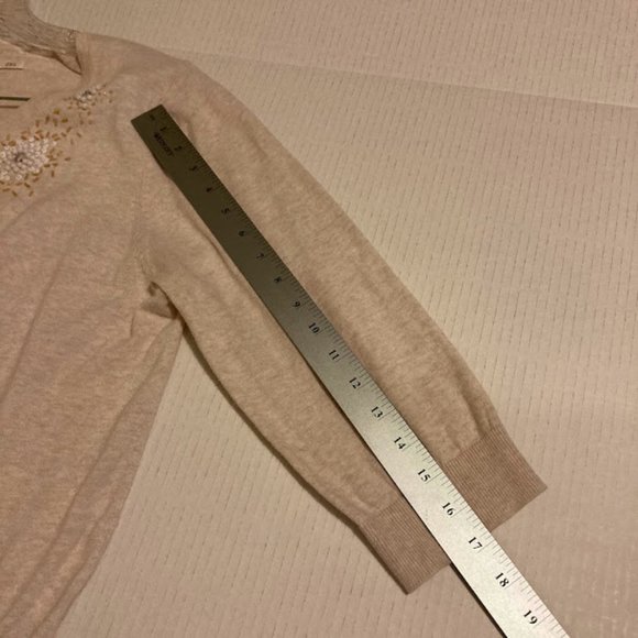 Old Navy women's  XL cardigan sweater with sequin beaded designs - Picture 6 of 6